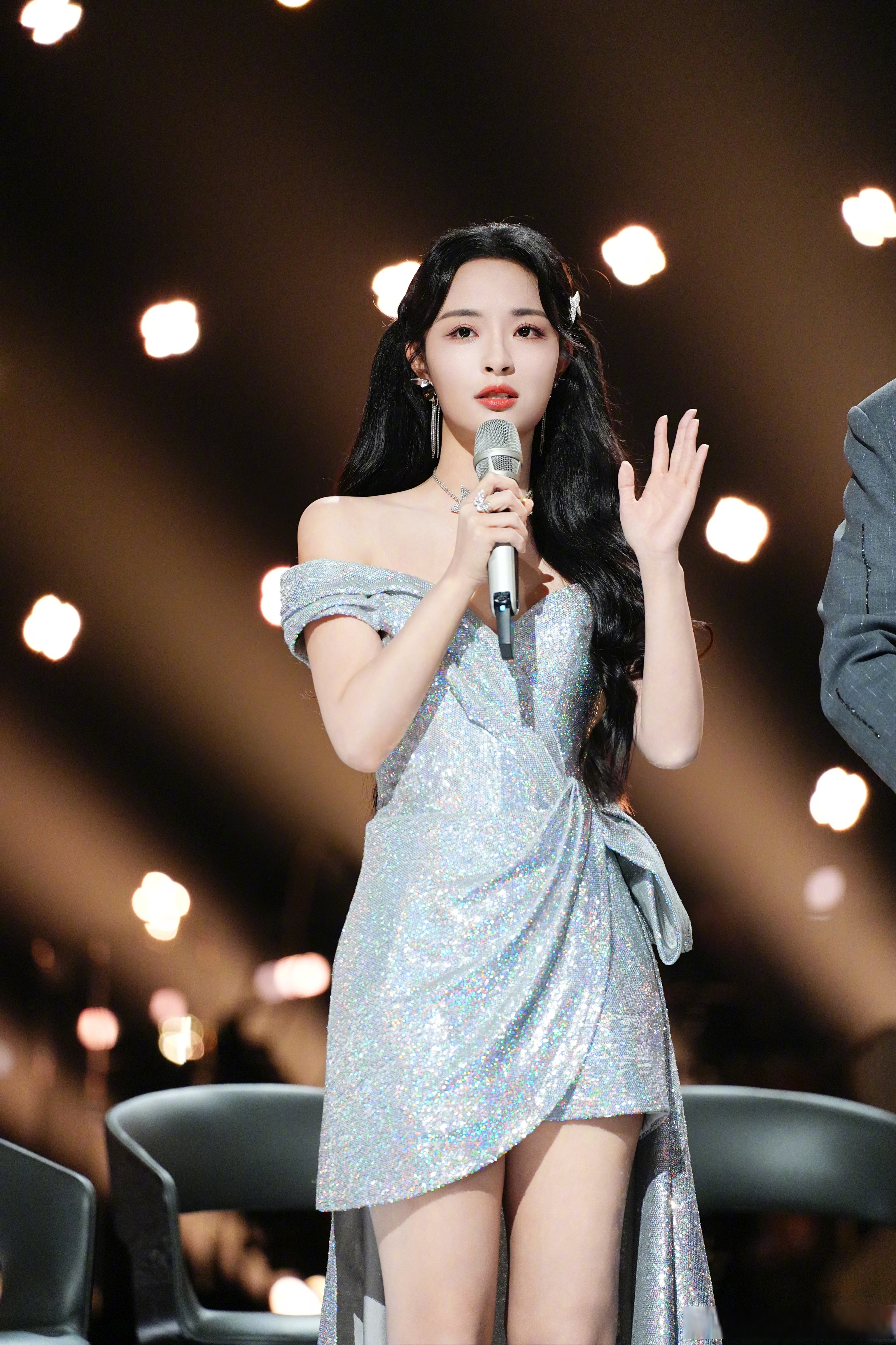 一转眼已经15年啦# 主持人李莎旻子来报到!