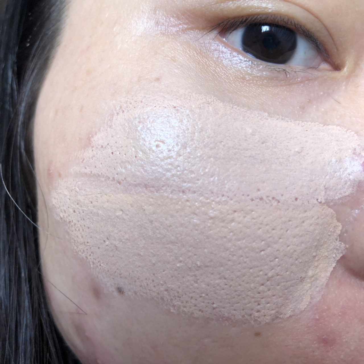 雅诗兰黛dw粉底液1n2和2n1无滤镜无美颜试色 我也分不清自己是什么