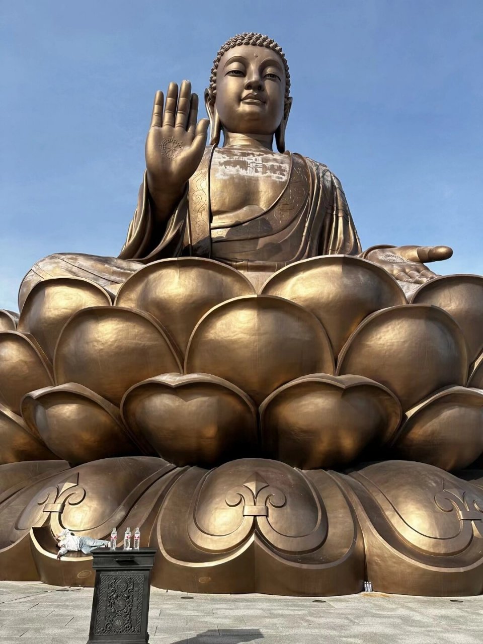 10三日面向全女性免费开放 金鼎大佛坐落于吉林省敦化市六鼎山国家