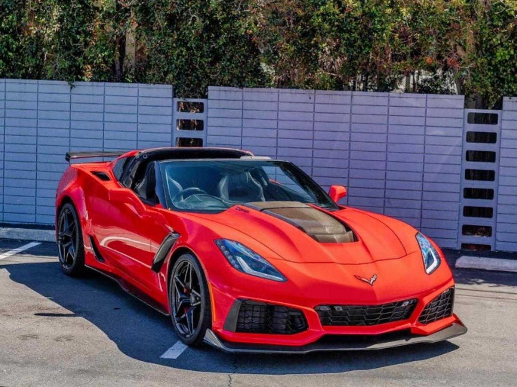 90  科尔维特c7 zr1,不仅仅是一辆跑车,它更是美国汽车文化的骄傲与
