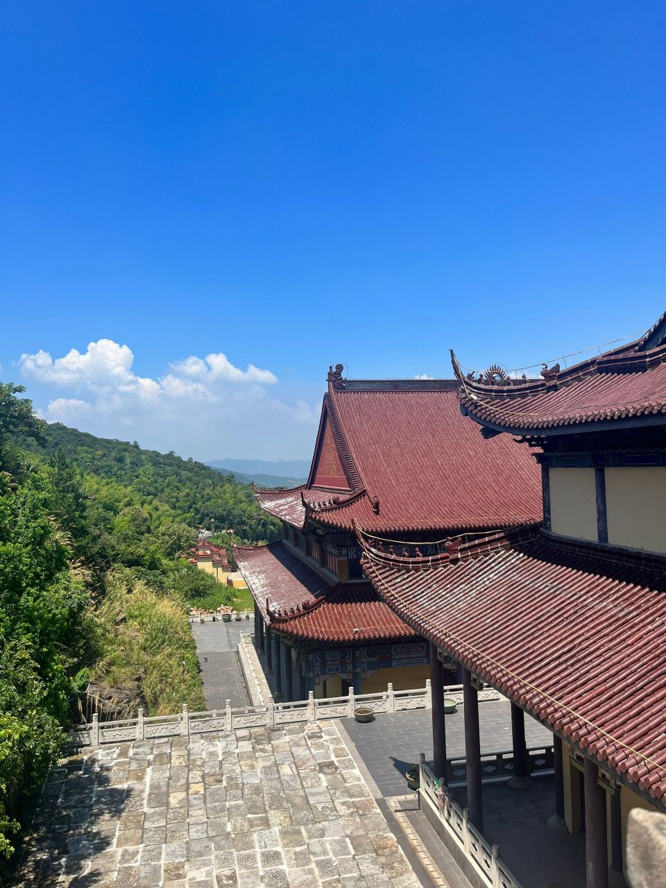 无锡宜兴小长城 宜兴大朝山小长城 直接导航到福源禅寺 开车上来道路