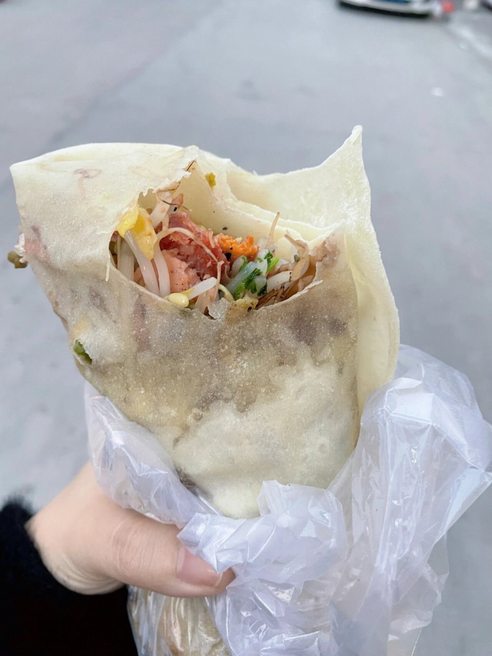 陆丰碣石美食篇 陆丰碣石双莲池一条街瞎逛 看到这个炒薄饼,想说尝试