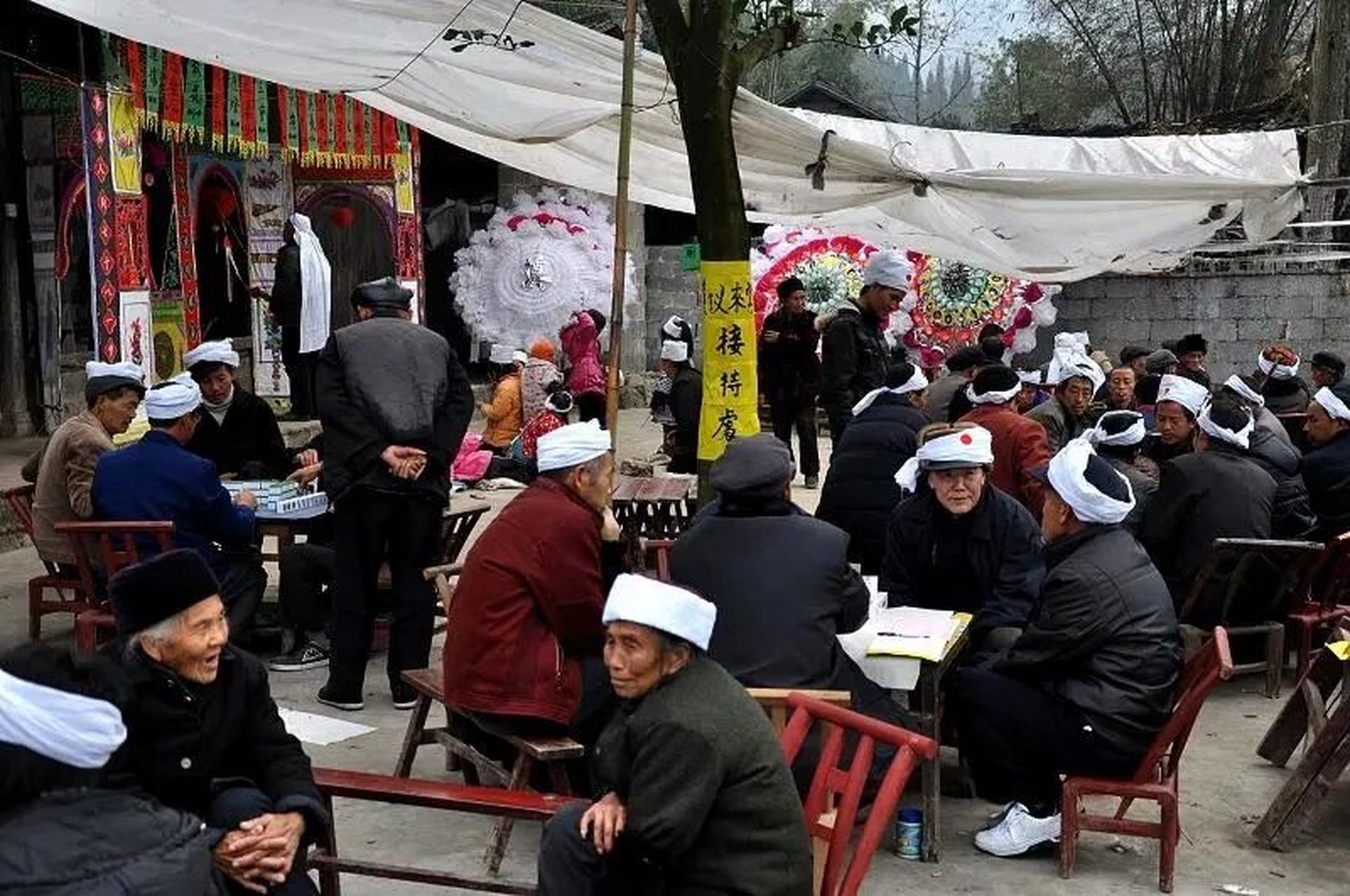 1, 指路人死后要举行宗教事仪,指路,在此期间,同