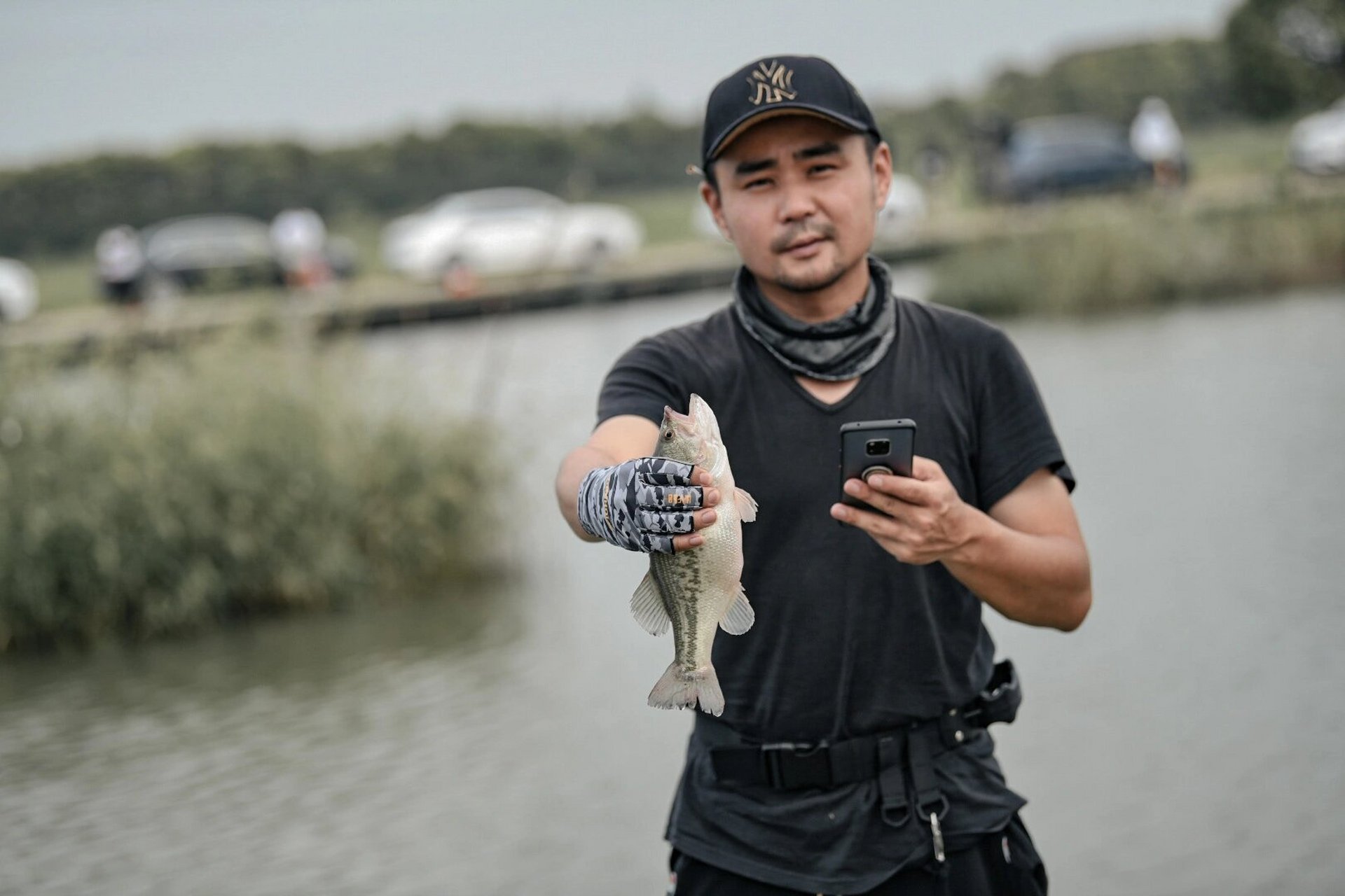 路路壹号 鲈鱼介绍和钓法 今天为各位带来鲈鱼的介绍和钓组钓法 99