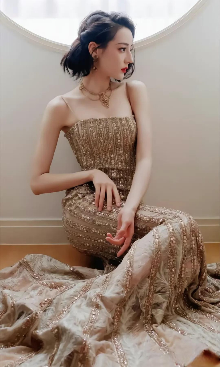 时尚领域爱好者 迪丽热巴生图