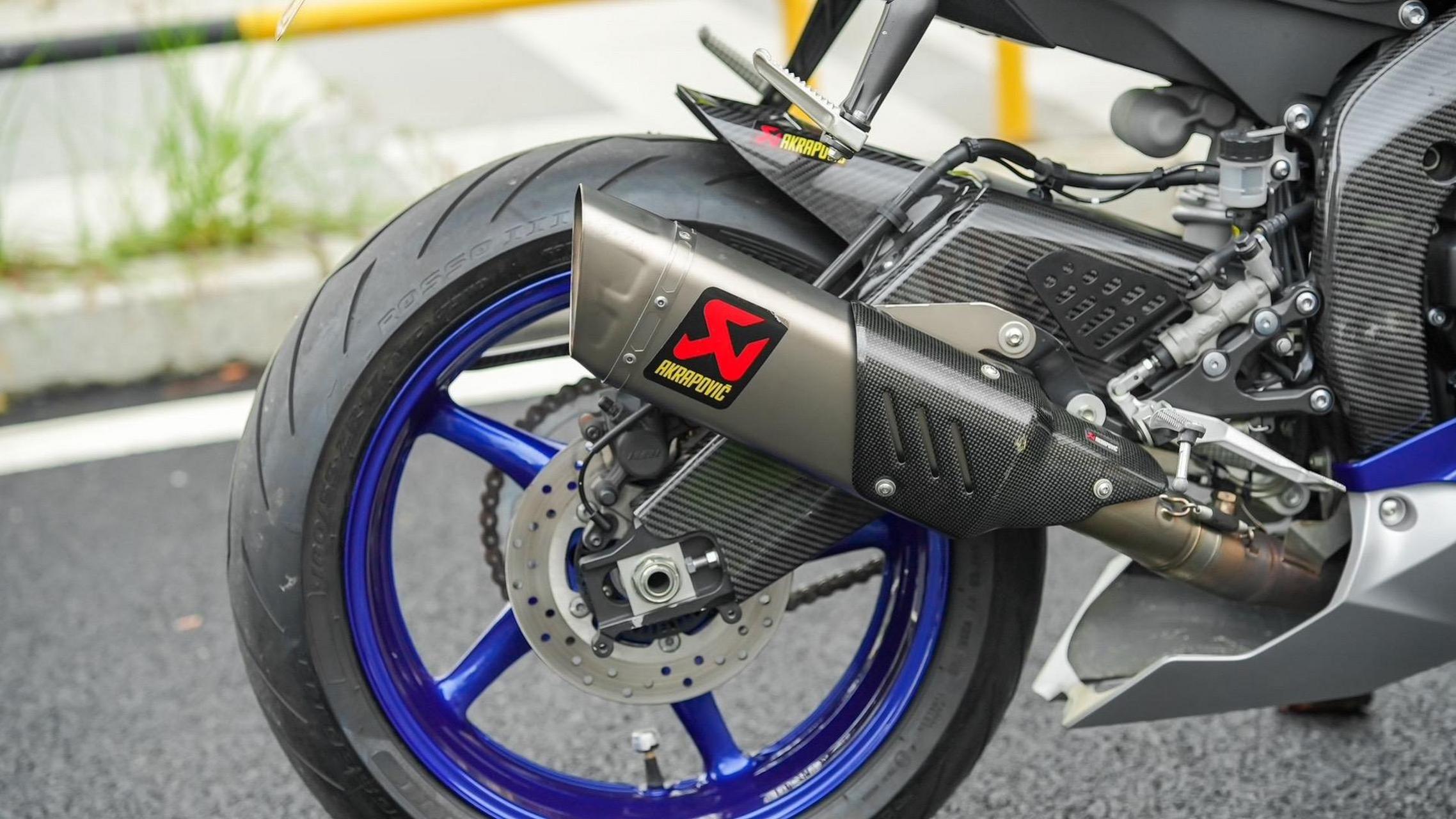 19年雅马哈r6(小贸)品牌:雅马哈(小贸) 车型:yzf-r6 年份:2019.
