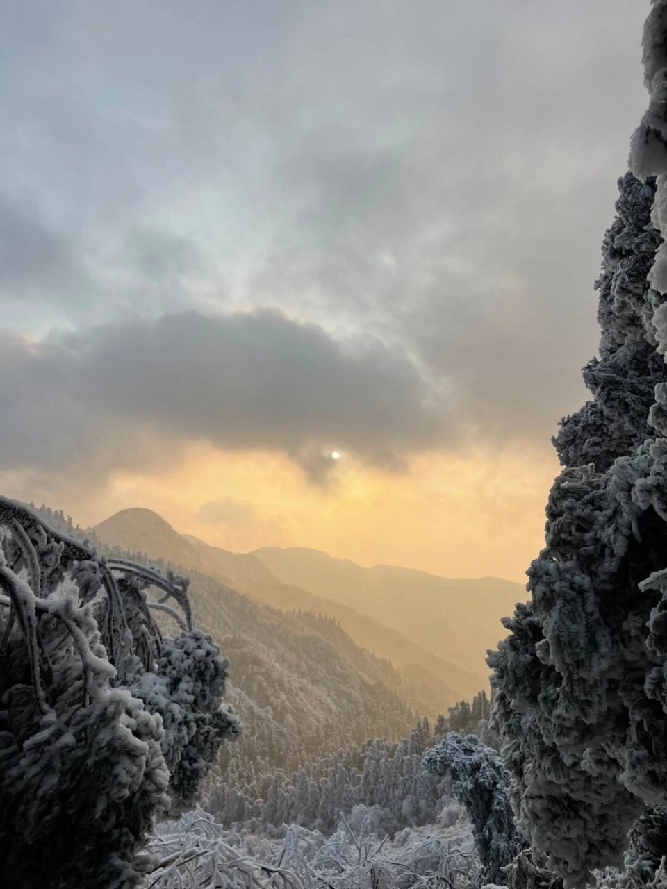 2022年南岳雪景图片