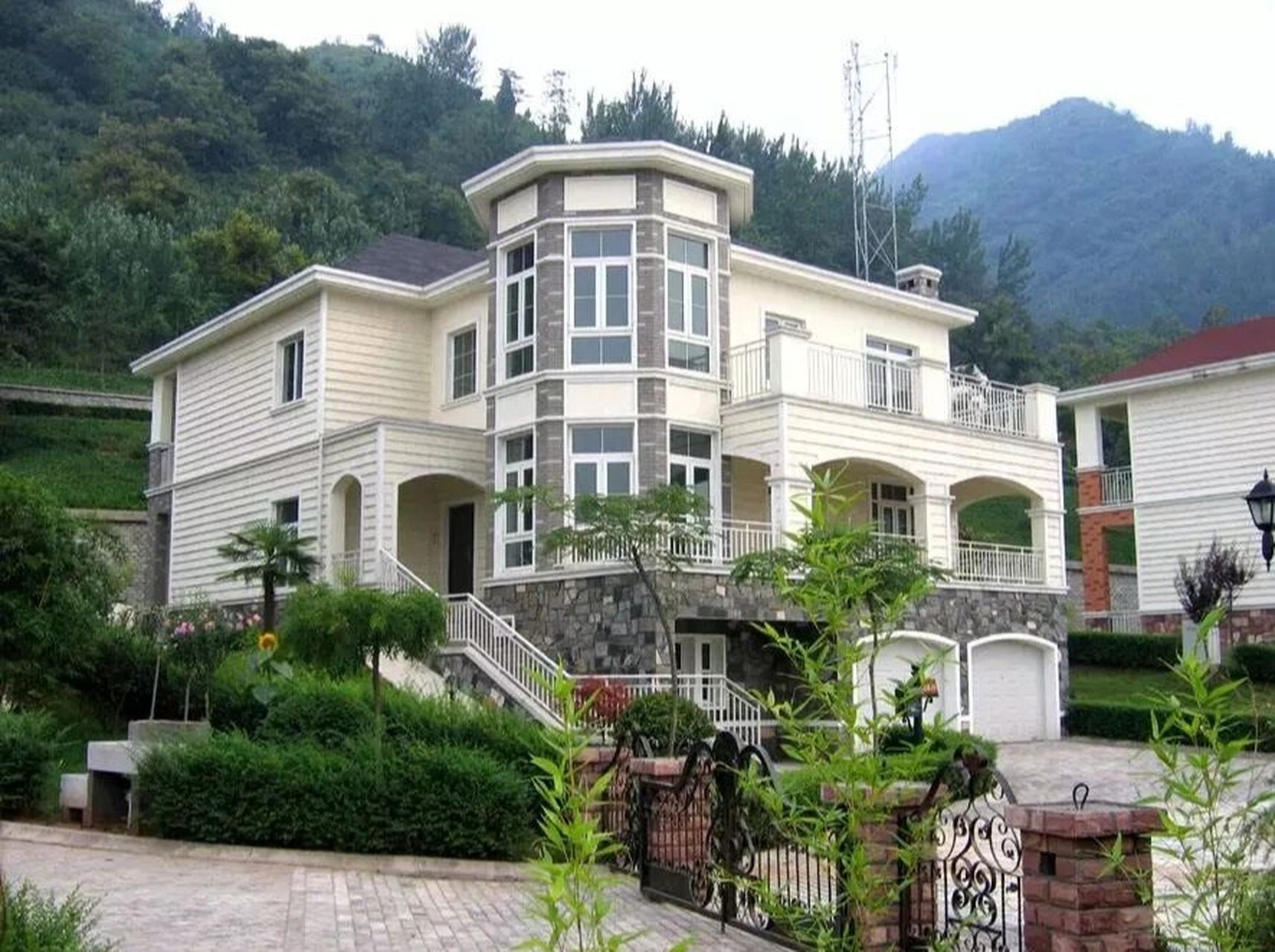 秦岭山下的独栋别墅,有市无价,可遇不可求 #西安买房