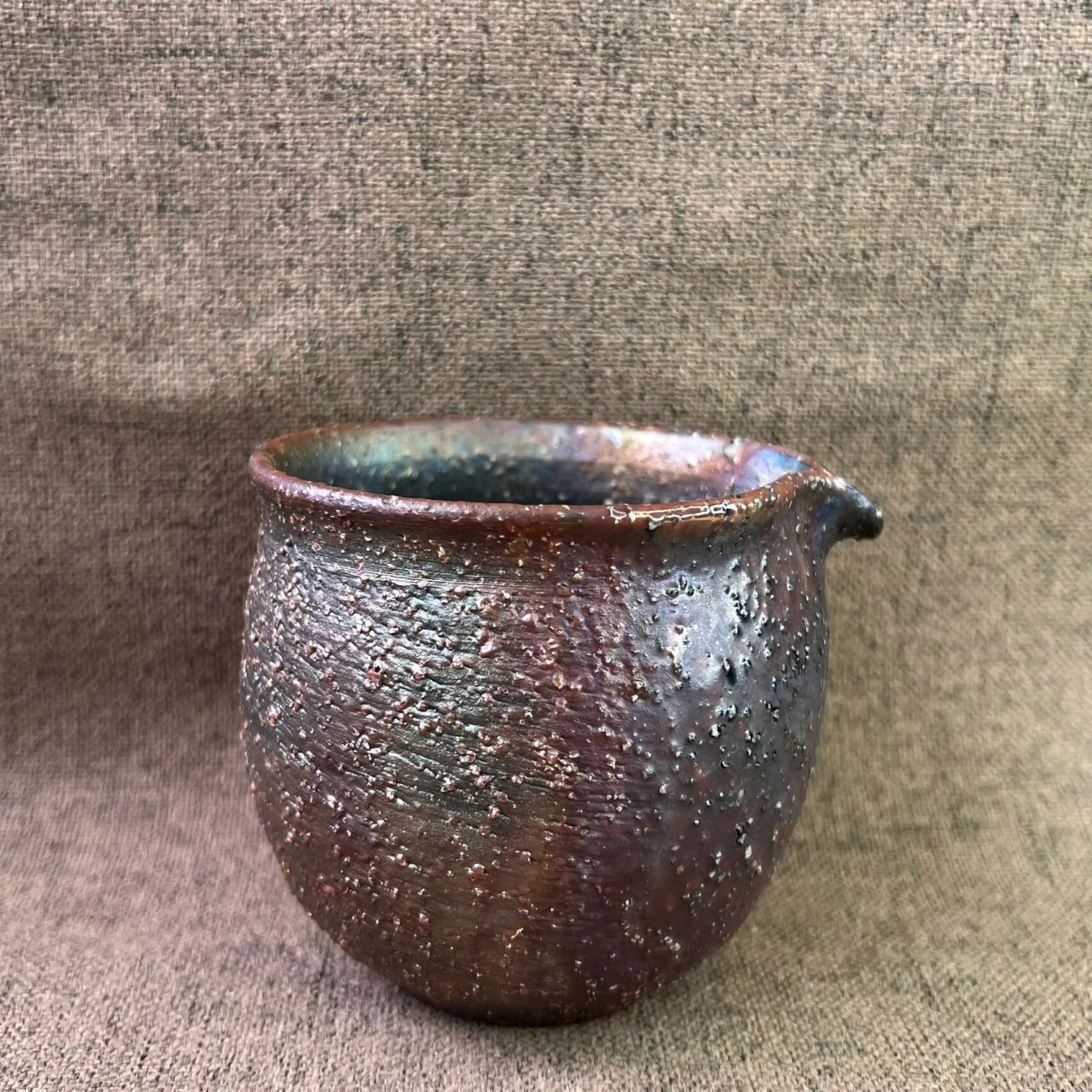 历时几个月,手作粗陶柴烧公道杯养出了七彩 哎呀说实在的有点兴奋,迎