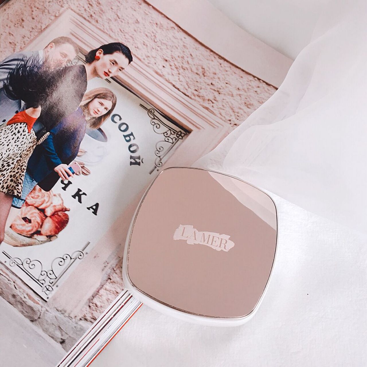 la mer海蓝之谜焕采粉饼修容腮红高光三合一 海蓝之谜这款蜜粉饼真的