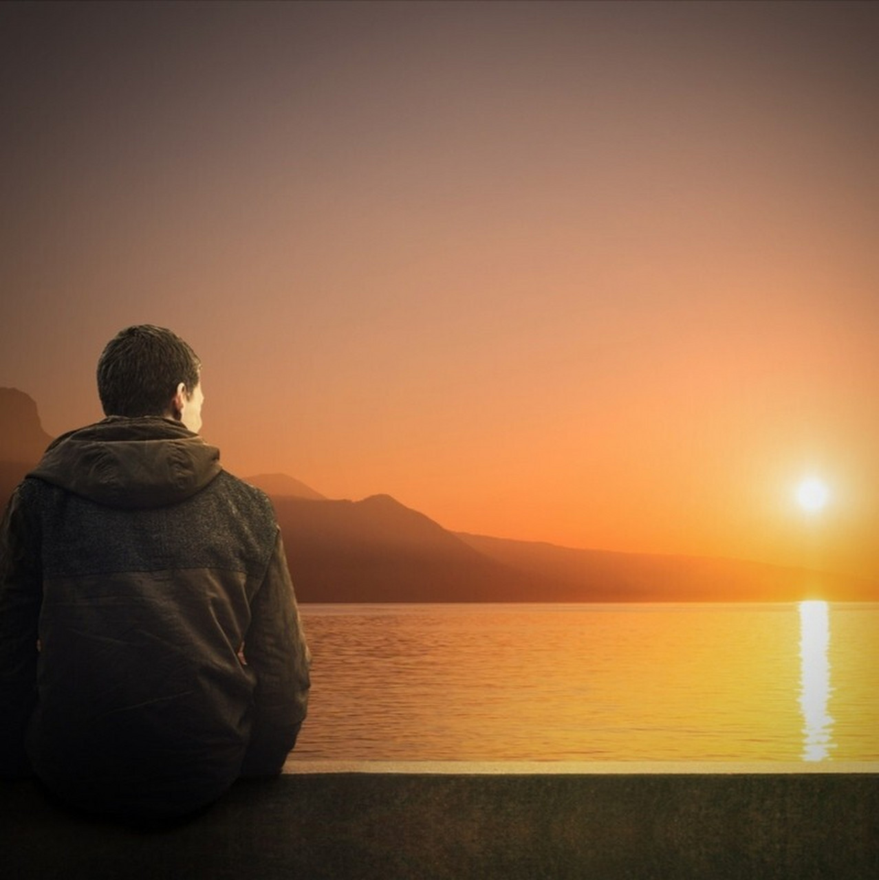 孤单黑色背影风景图头像