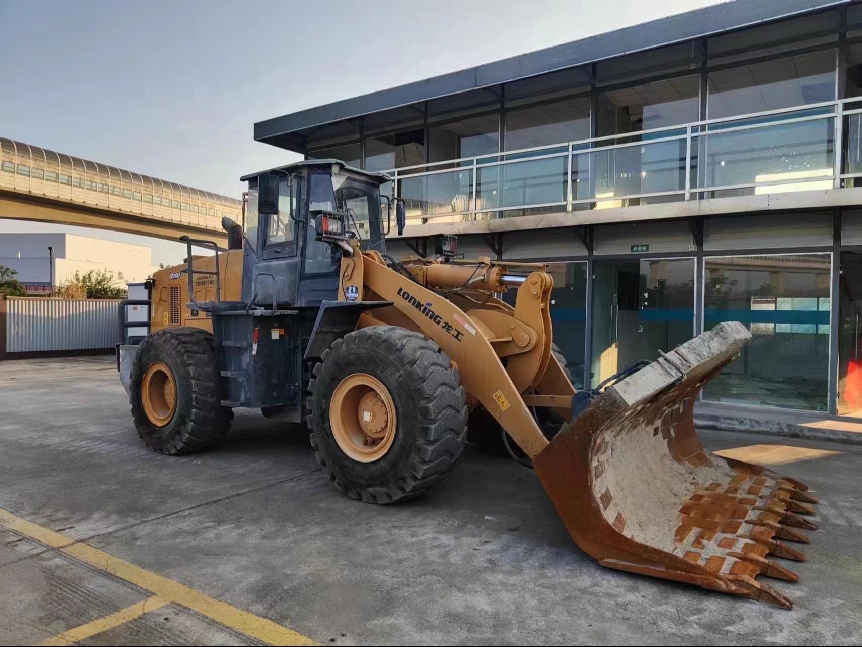 极品中的极品,新车一样的龙工cdm855ne顶配侧卸装载机,先导操作,带