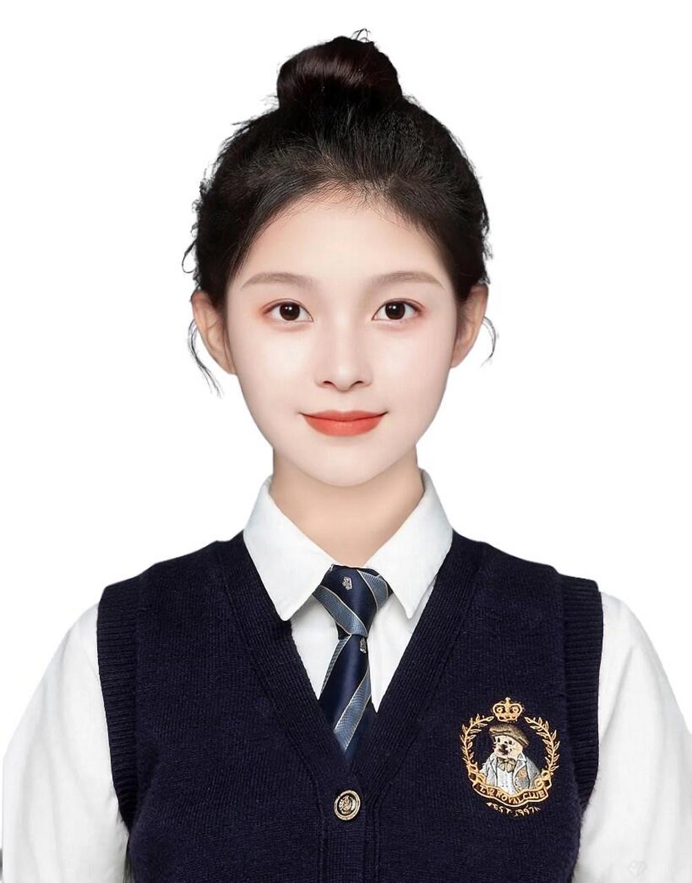 简单又干净的丸子头造型 俏皮可爱又减龄必备的丸子头证件照 简简单单