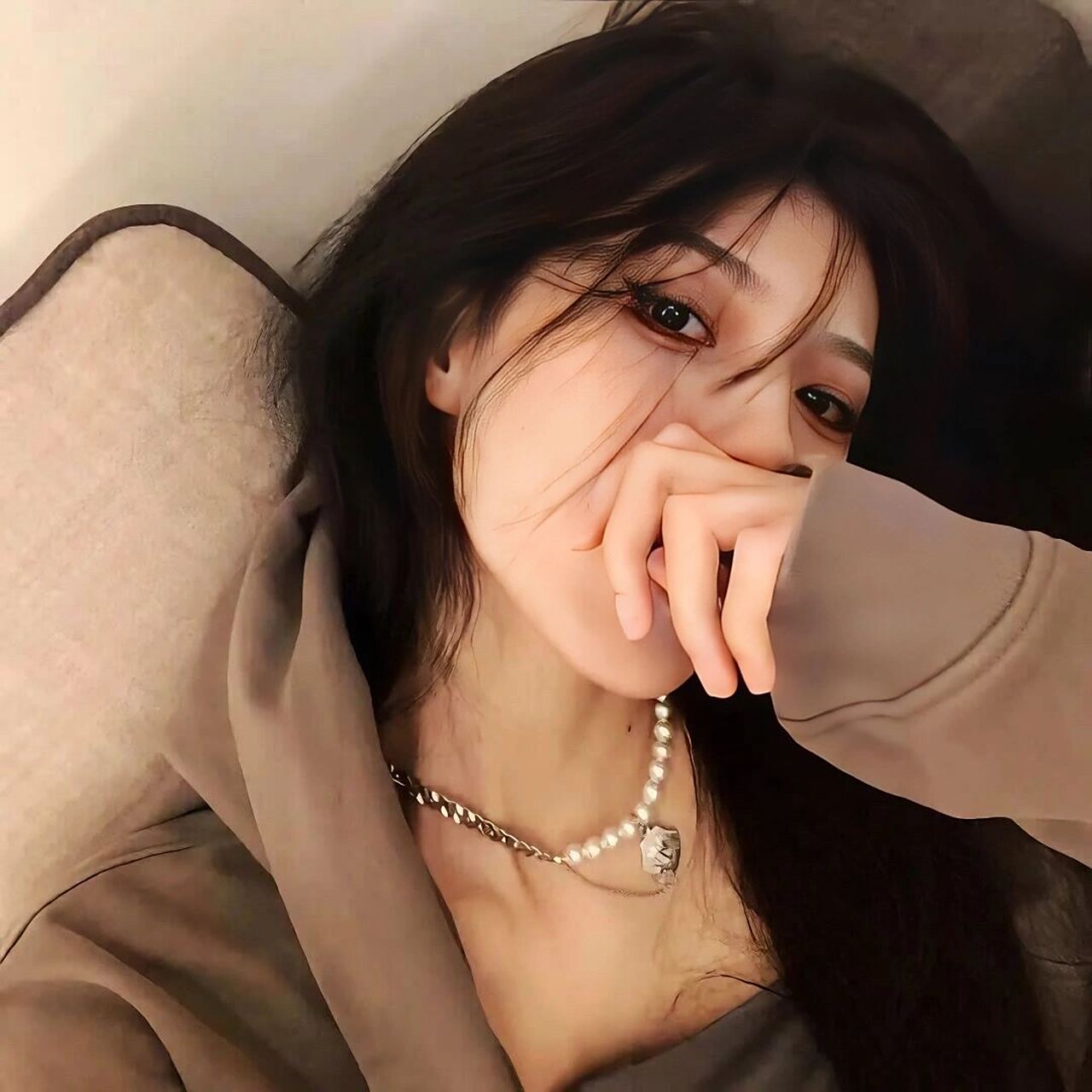 清冷感厌世女生头像 优质高级感女生头像