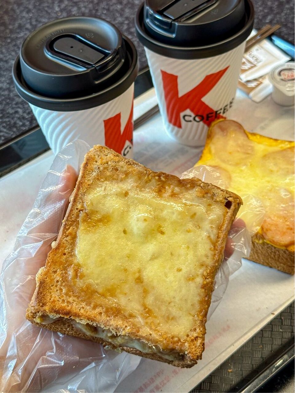 肯德基早餐超级软的云朵汤种吐司!我可以吃 肯德基云朵汤种吐司!