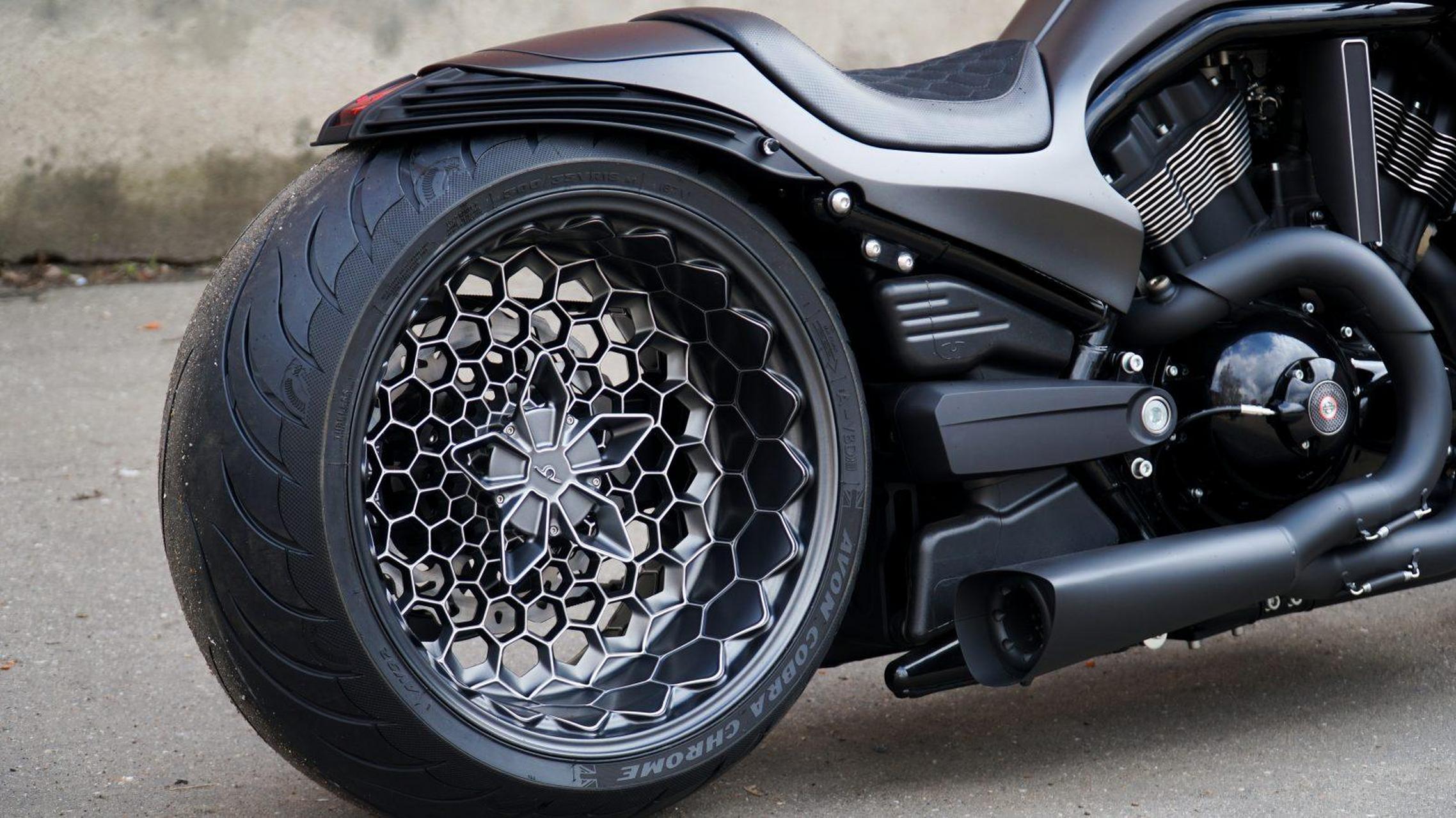 哈雷戴维森 #机车 #定制改装 #女骑 #成都 哈雷夜路德改装分享前 211