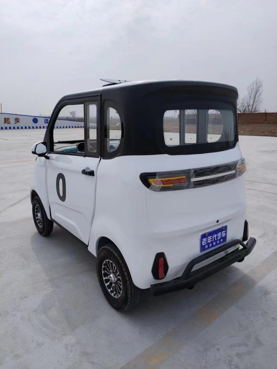 汽油四轮摩托车,两开门,搭配宗申原厂发动机,动力十足.