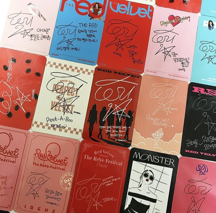 red velvet 专辑小卡背面 姐子们的签名真的好爱,设计的太好了,每次看