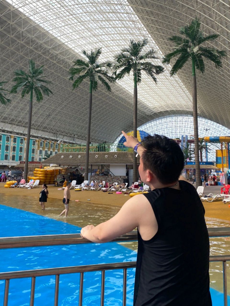 奎屯帝锚水上乐园,真的好好玩!