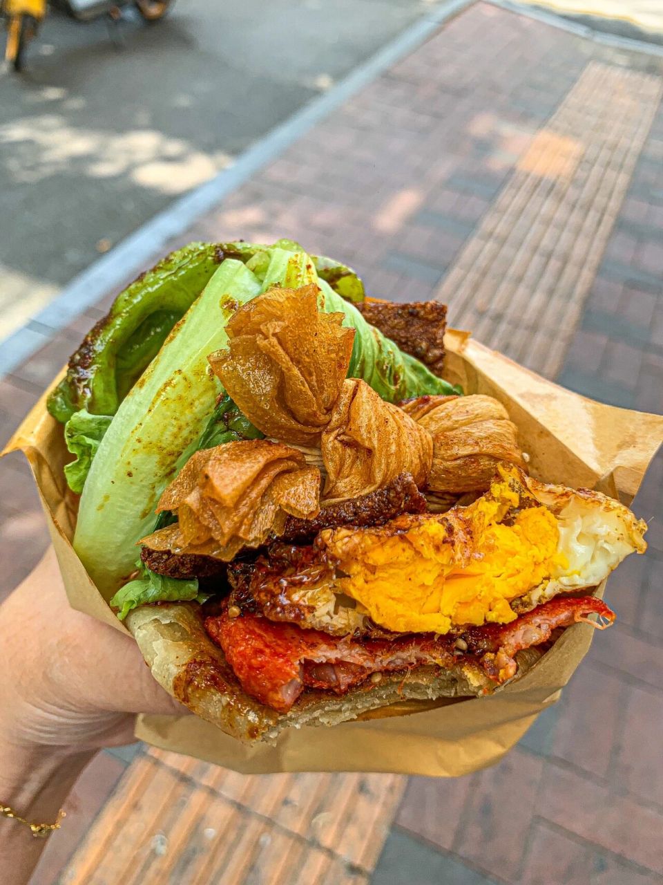 合肥最好吃的烧饼夹里脊91一口满足我的胃 99坐标九华山路!