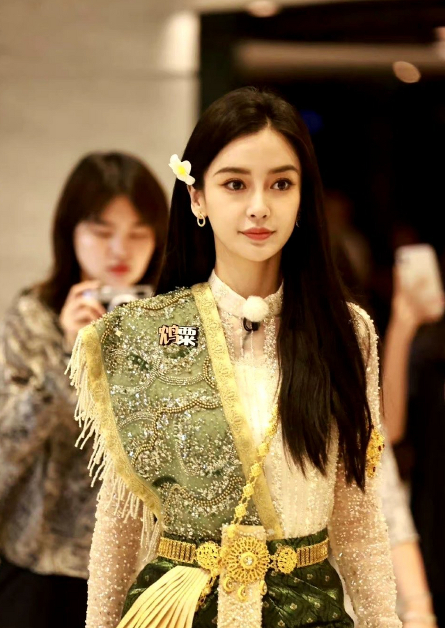 《奔跑吧》泰国造型曝光,angelababy杨颖,蔡徐坤,王鹤棣谁更美?