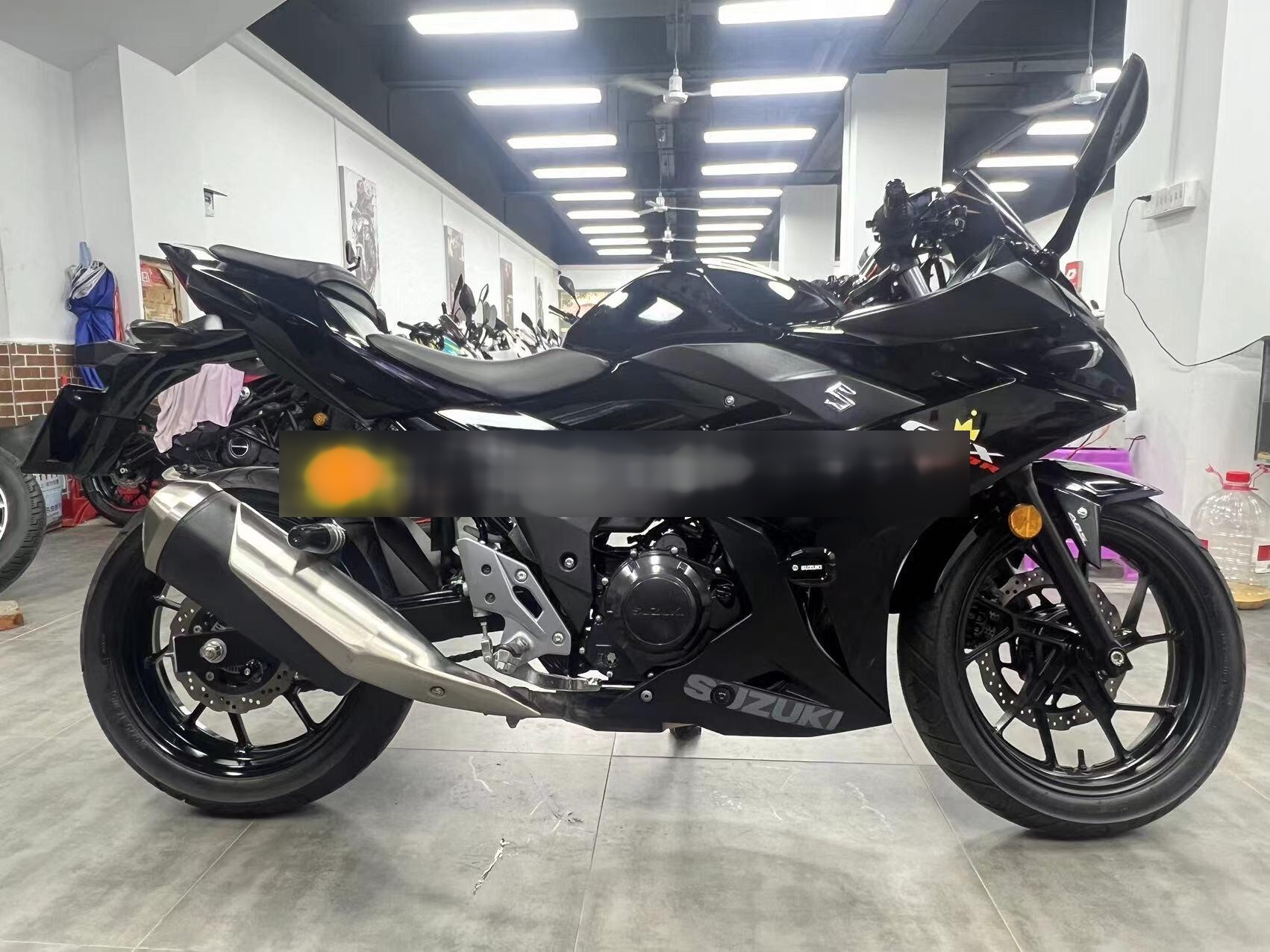 20年铃木gsx250r摩托车