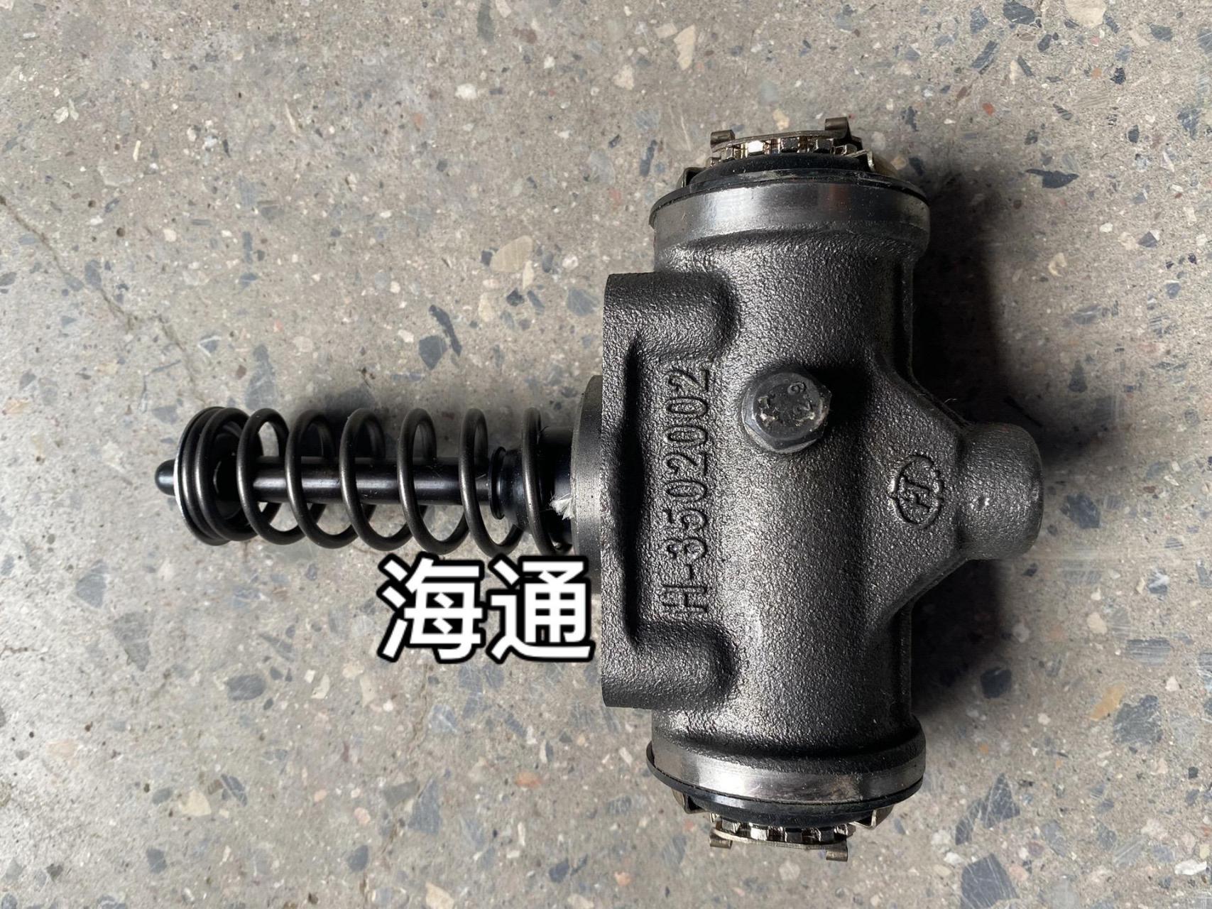 青岛一汽解放轻卡原车配件.楔式制动器配件系列 制动块