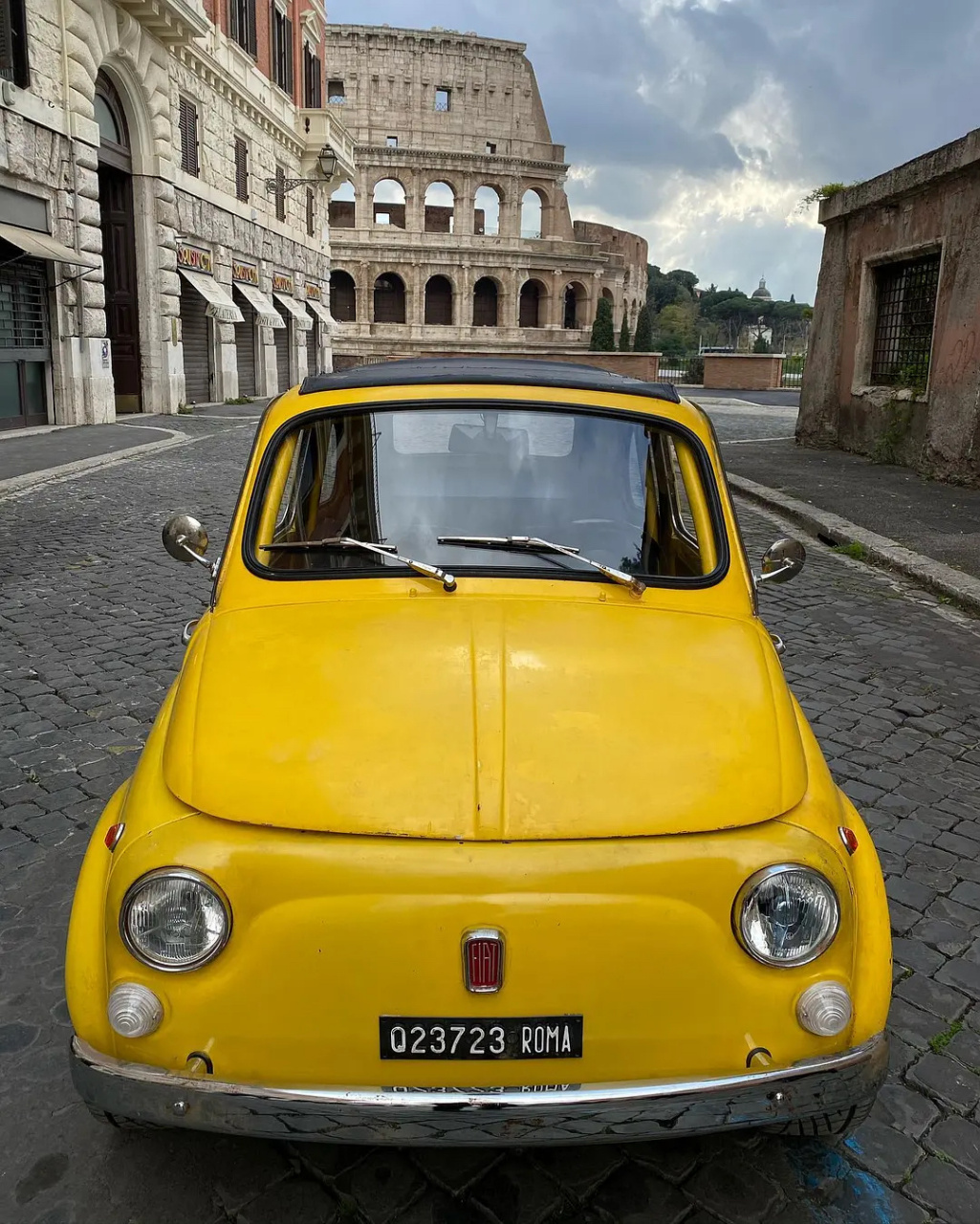 电影碟中谍7:致命清算(上) 看到菲亚特500出现的时候就知道剧情一定不