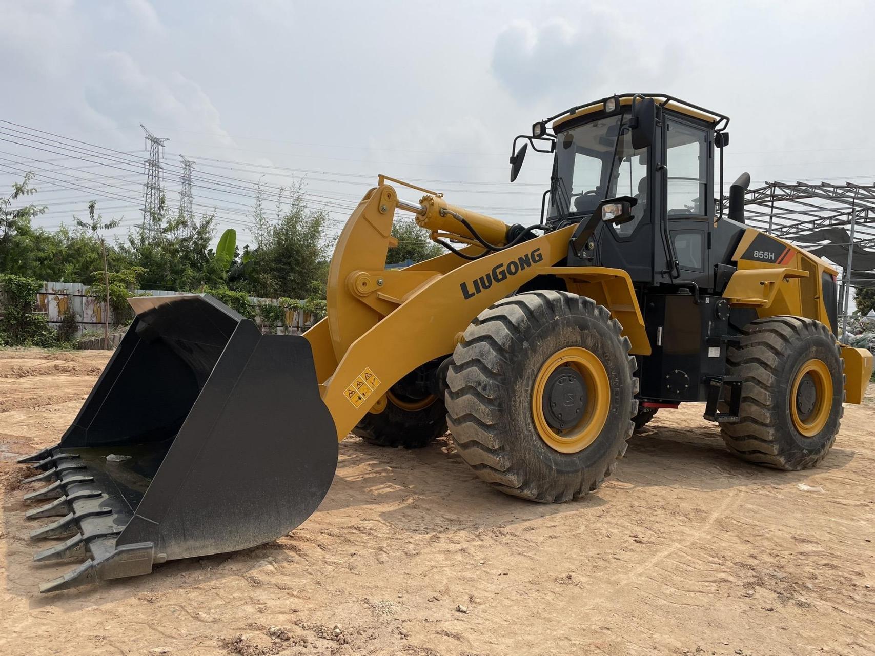 全新库存柳工50铲车855h装载机0小时268000