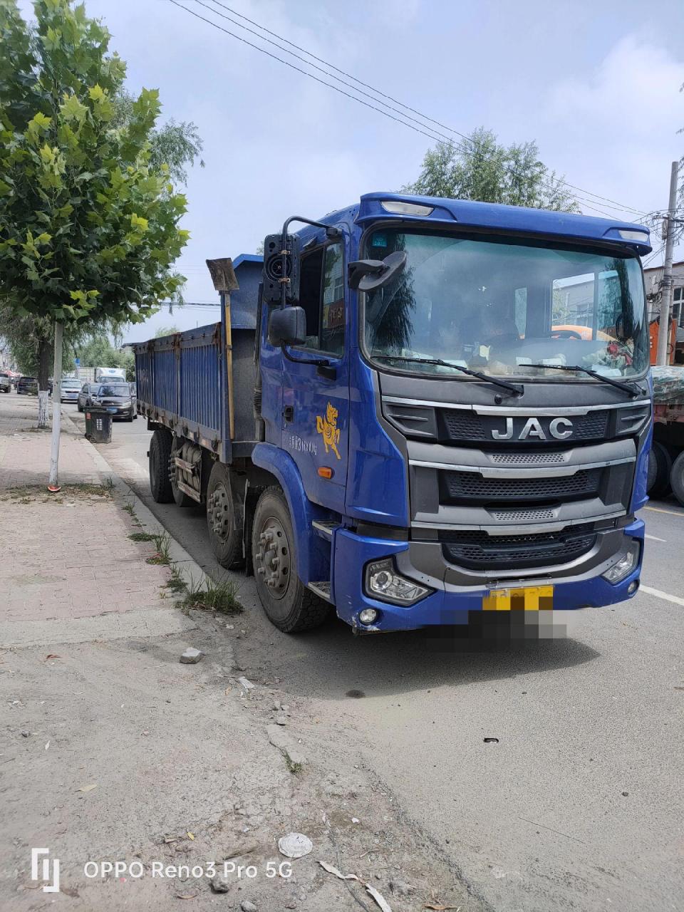 转让20年9月格尔发260马力6米8侧翻自卸,前四后六