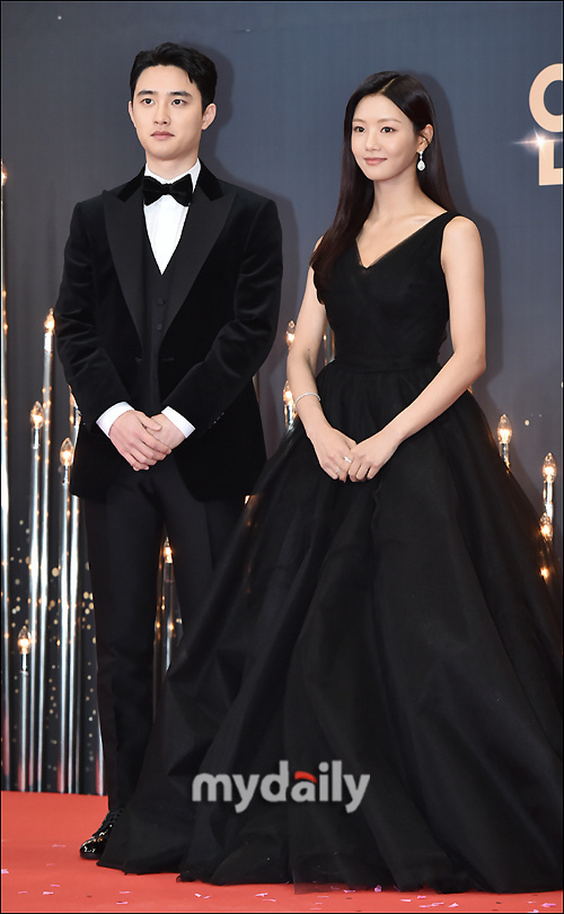 2022kbs演技大赏# 红毯 #都暻秀##李世熙