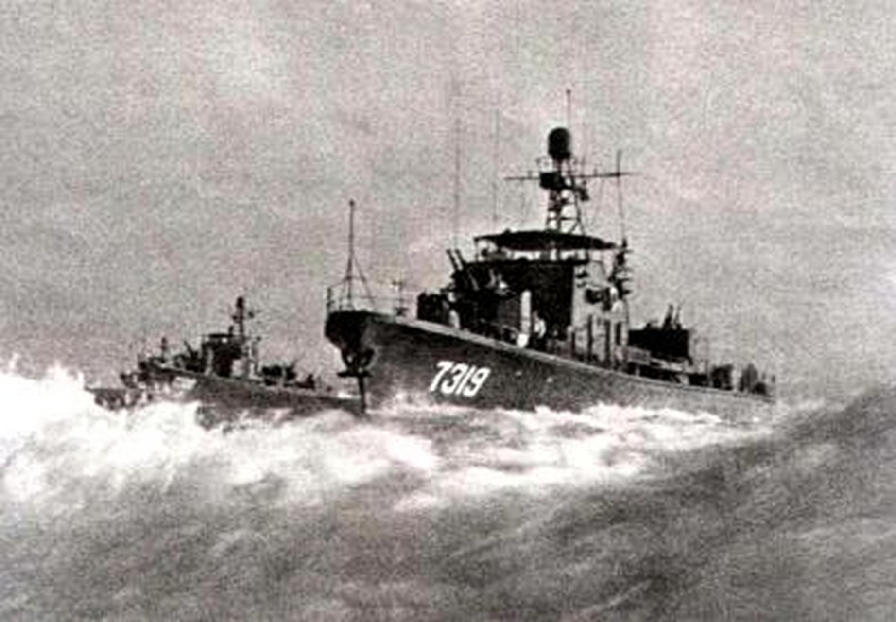 人民海军开创小艇打大舰的成功战例   1965年8月6日,海军南海舰队汕头