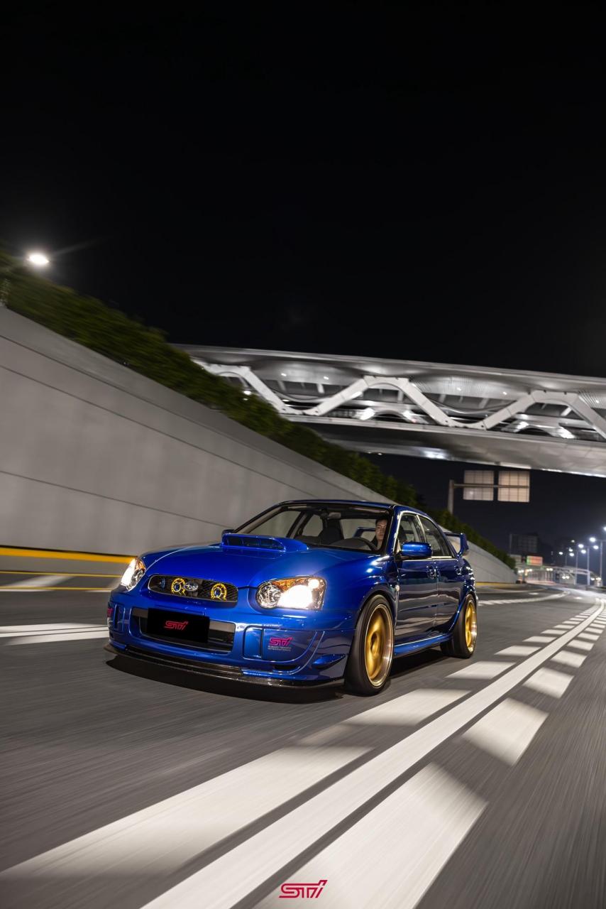 目前国内保有量个位数,这也是最后一代拉线油门的sti,也是斯巴鲁03