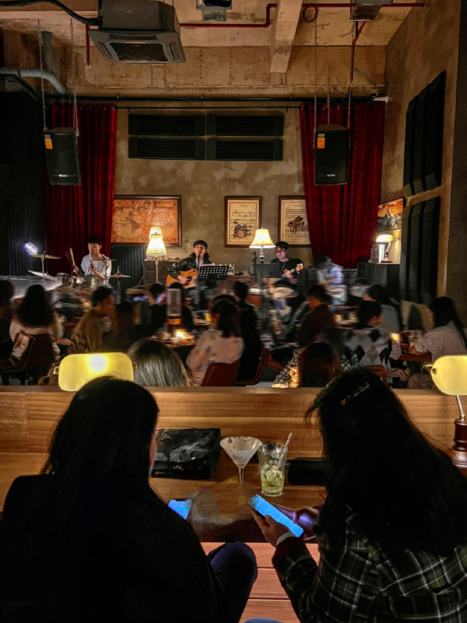 真的在南宁!这个新开的民谣酒吧超有感觉01 livehouse!