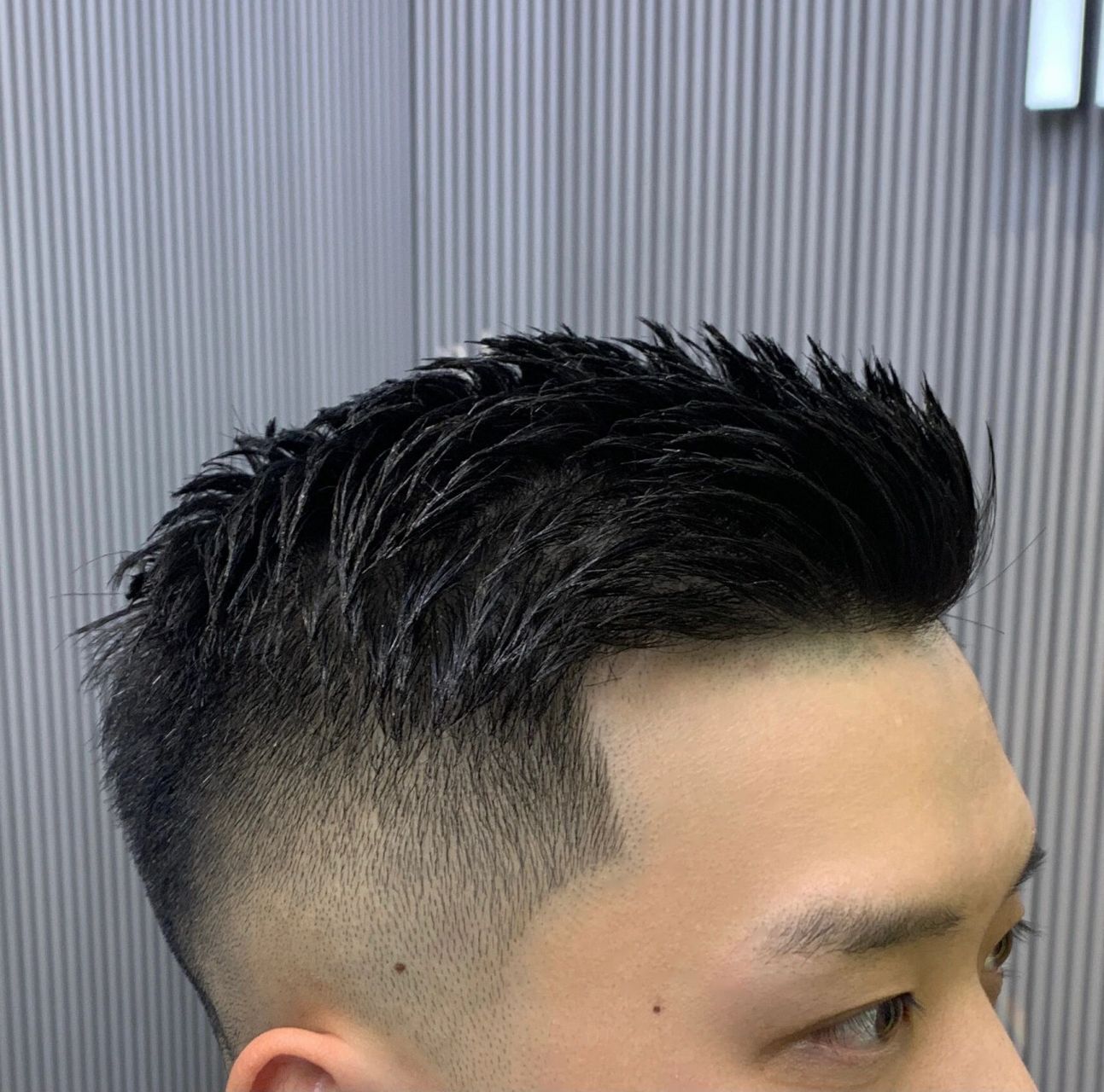 男生短发发型 三七侧背 男生短发发型 三七侧背