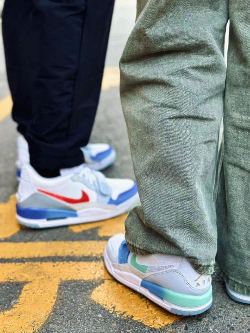 airjordan312 aj312的新配色亮眼的白蓝红配色真得炒鸡适合夏天 鞋头