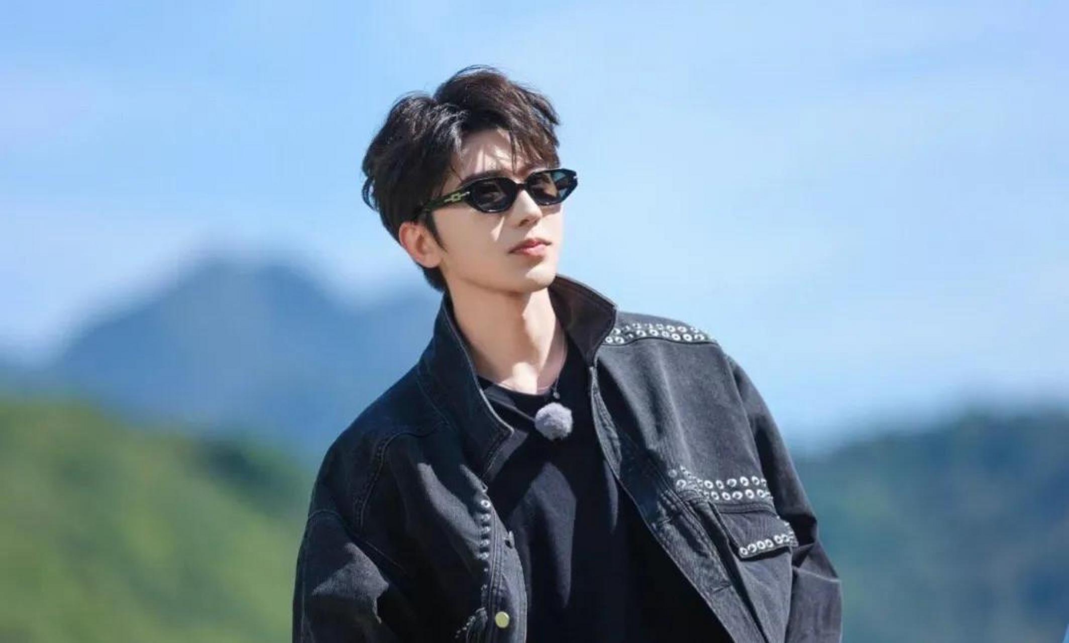 原因竟然是莫小棋预测蔡徐坤会在2023年下半年正式公布恋情,并表示