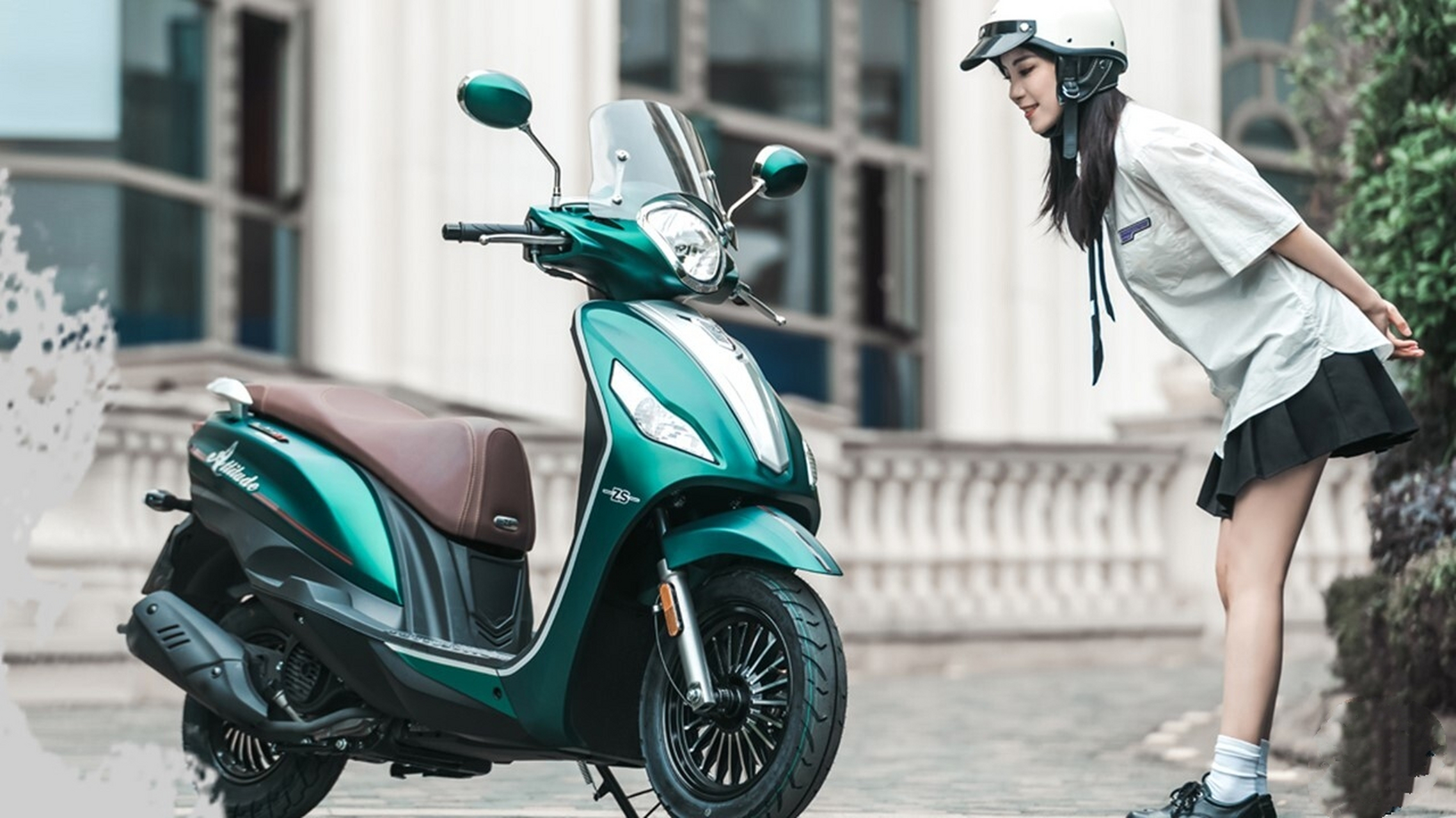 新车|欧式复古:2023款宗申125 et小乔 综合来看市场上的踏板车型