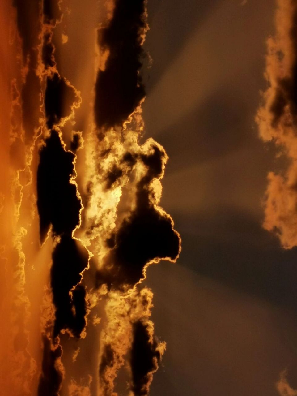 苏州烟花到来前 2021.7.23 2021.7.24 楼顶天台 云层落日 #台风烟花