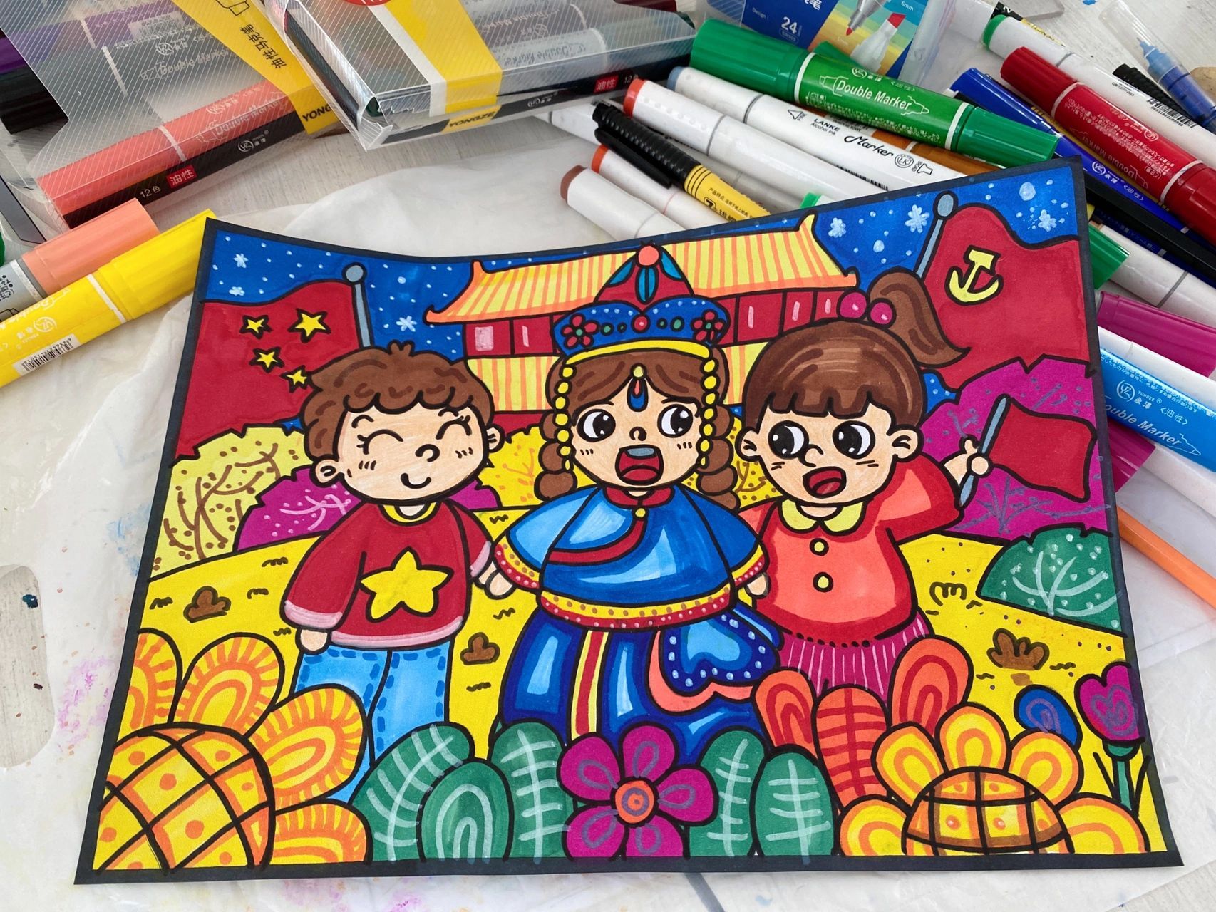 名族团结9899儿童绘画作品 名族团结9899儿童绘画作品