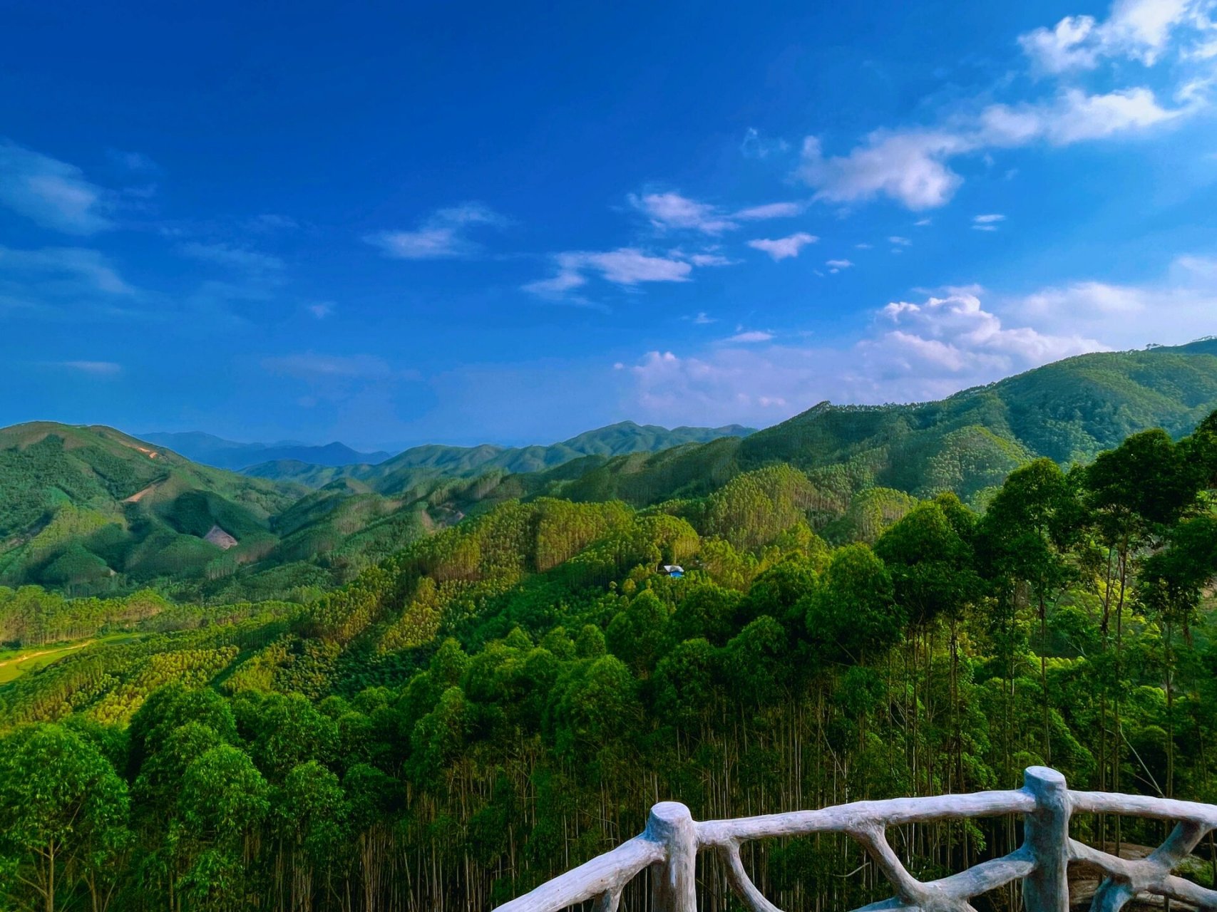 闽南千岛湖,一个鲜有人知的森林氧吧 小杰哥来咯～今天又给大家找到一