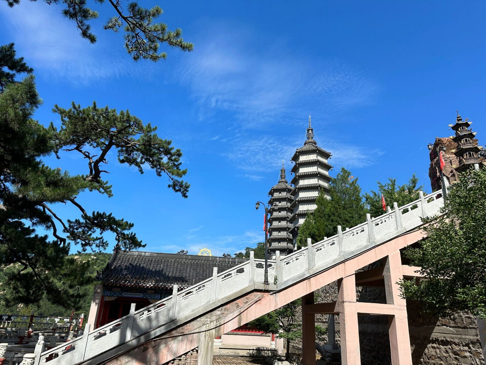 辽宁周边游|葫芦岛天然寺| 葫芦岛天然寺 位于葫芦岛刚屯 天然寺灵气