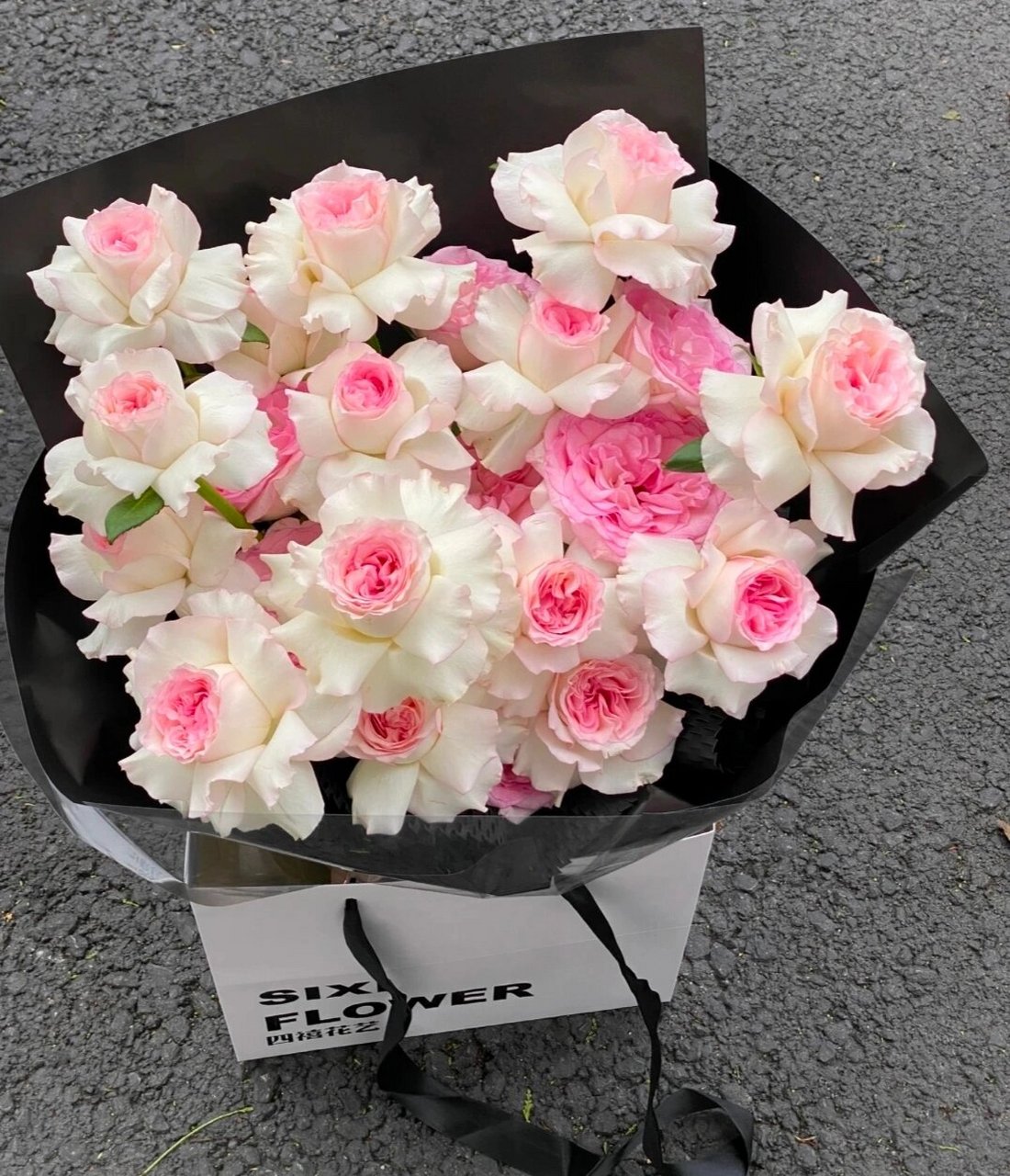 洛神花束 洛神花语:是心上人,云在天上,你在心上.