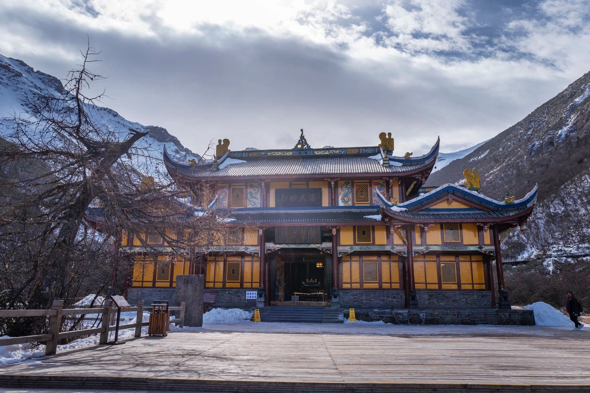 四川 阿坝州 黄龙古寺(千座佛教寺庙292) 九寨沟之行必去之地,黄龙