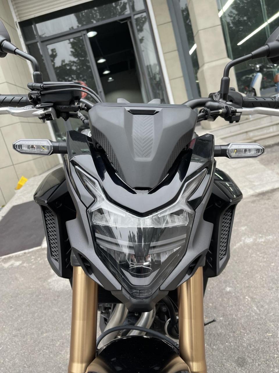 全新本田cb500f,明盘41800
