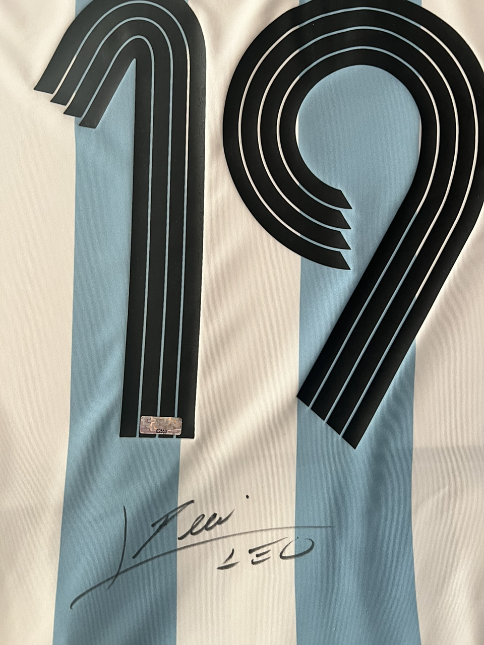 科普贴,梅西签名编年史(1) 首先感谢每一位看贴的朋友,新的一年亨笑祝