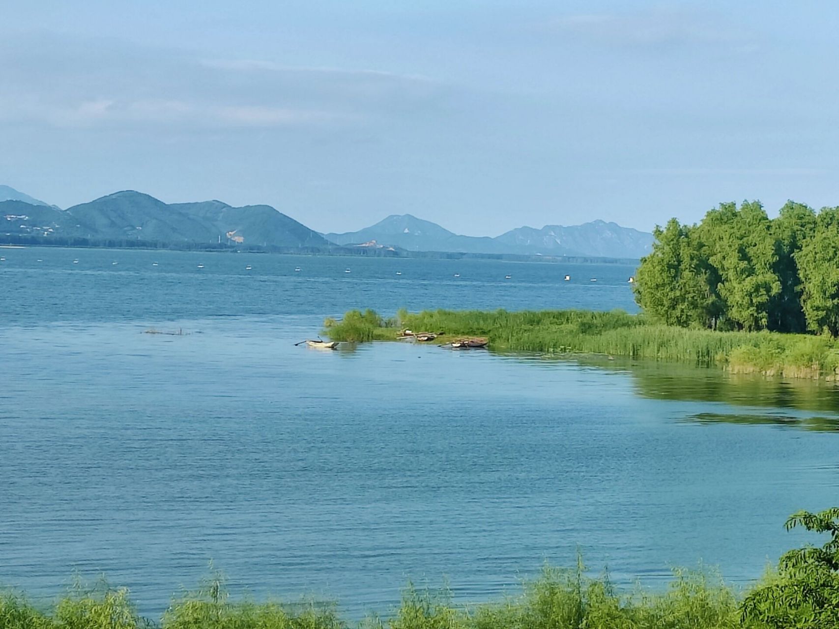天津蓟县于桥水库 原来蓟县还有一个大水库,很好看,路边咖啡,冰沙