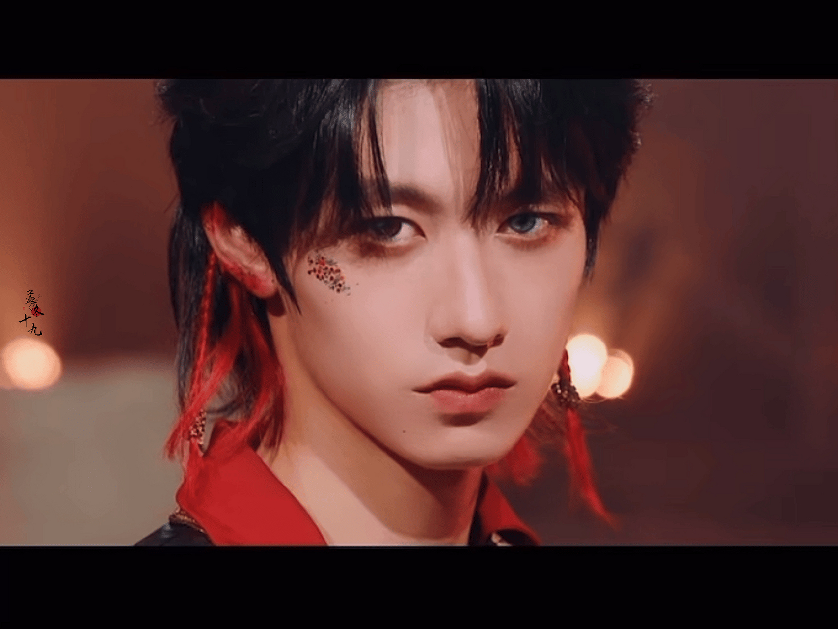 生于火焰,一个炽热的眼神,便已片甲不留,这就是tf家族-朱志鑫 #朱志鑫