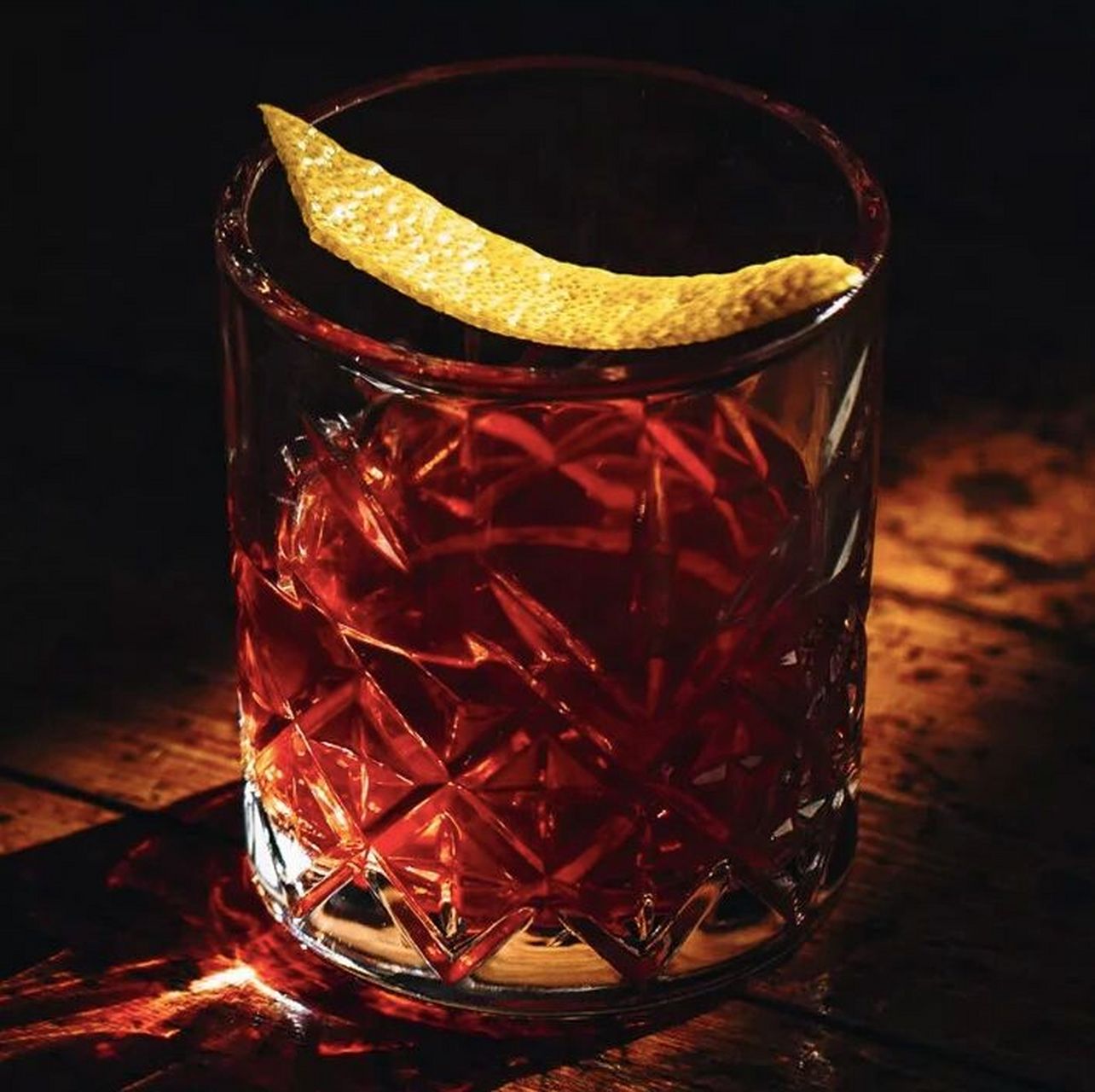 sazerac 萨泽拉克|古典近亲,完美鸡尾酒典 92 "sazerac 是有史以来