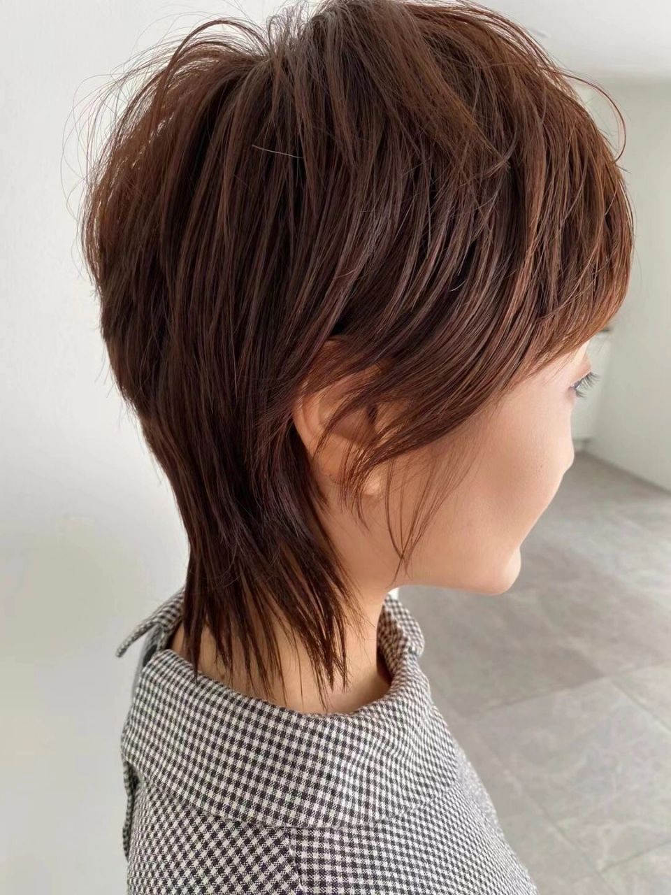 2023减龄短发适合20岁至35岁左右的女性超级减龄的一款发型哦